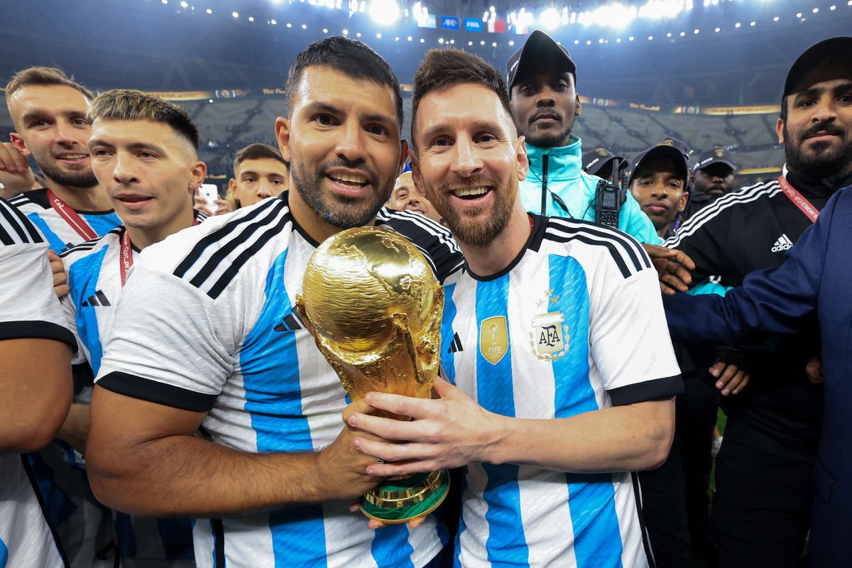 Aguero thinks there is a '50% chance' Messi will return to Barcelona - Barca Blaugranes