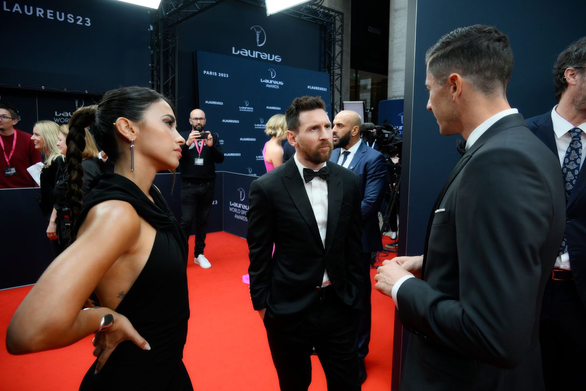 WATCH: Messi and Lewandowski catch up at Laureus Sports Awards - Barca Blaugranes