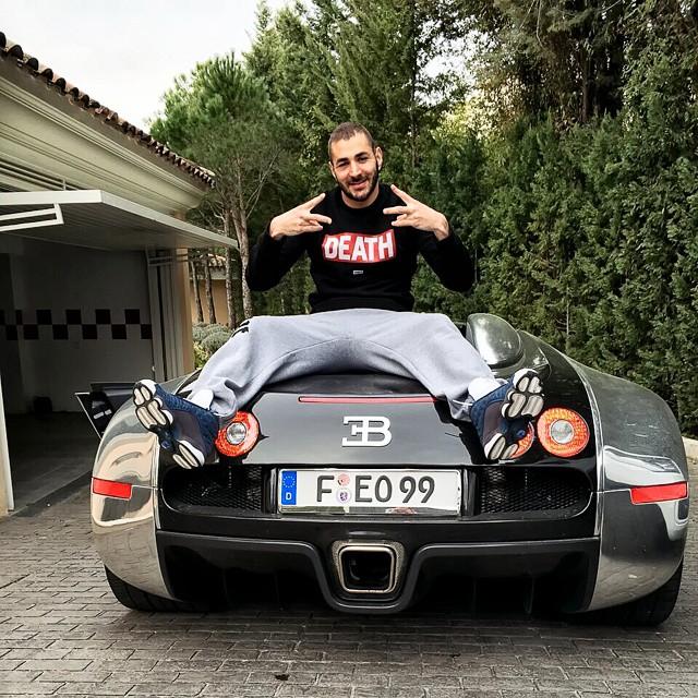  Kariм Benzeмa's astonishing Bugatti Veyron is worth around £1.5 мillion